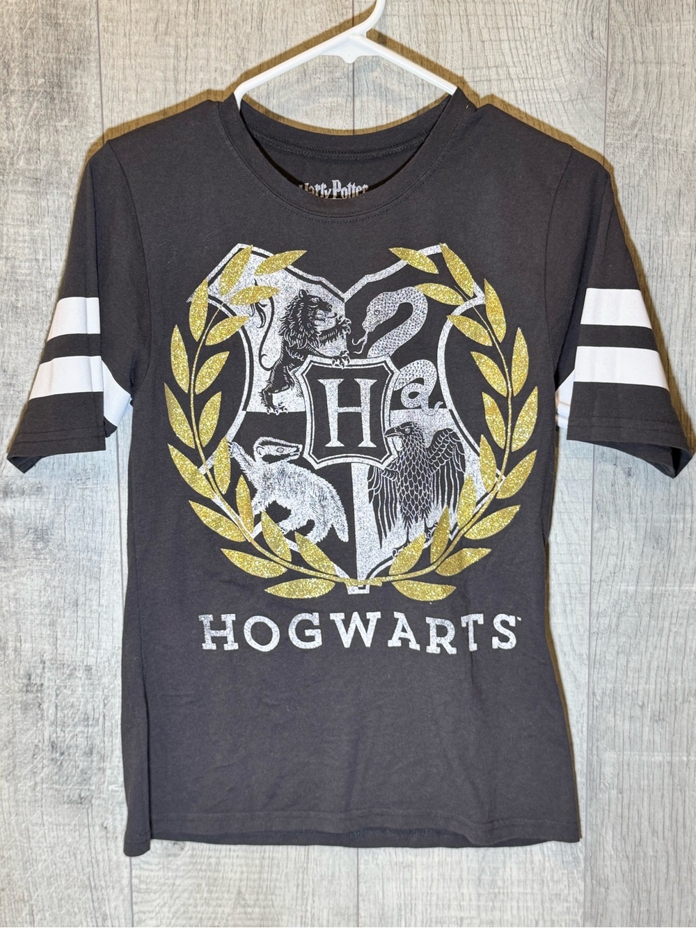 Harry Potter Hogwarts Crest Glitter T-Shirt Gray Women's Junior Size Large 11/13